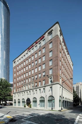 Gallery - Hampton Inn & Suites Atlanta-Downtown