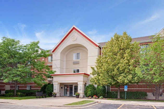 Gallery - Mainstay Suites Greensboro
