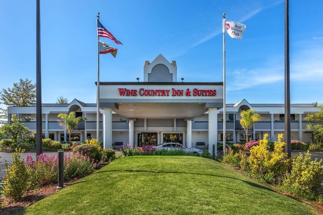 Gallery - Best Western Plus Wine Country Inn & Suites