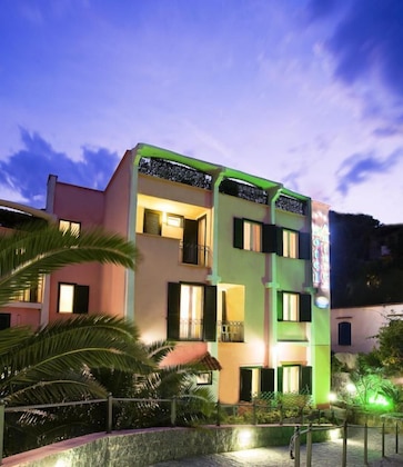 Gallery - Hotel Antares