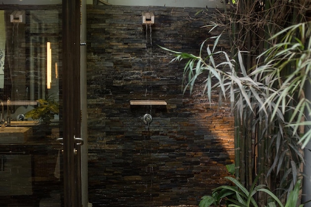 Gallery - Heritage Suites Hotel
