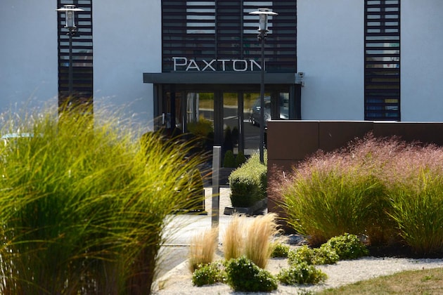 Gallery - Paxton Paris Mlv