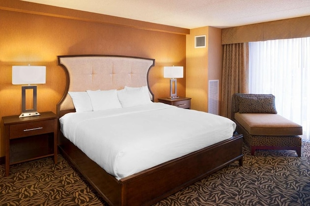 Gallery - Doubletree By Hilton Hotel Bay City - Riverfront