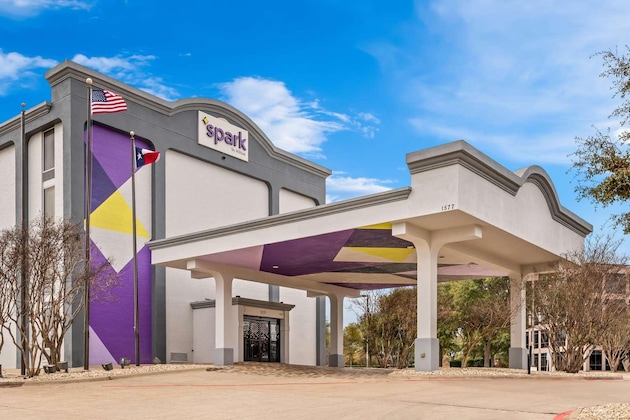 Gallery - Spark By Hilton Richardson Dallas