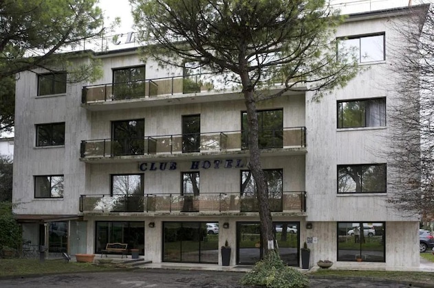Gallery - Club Hotel