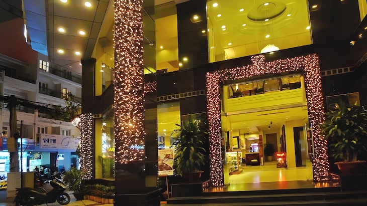 Gallery - Asia Paradise Hotel