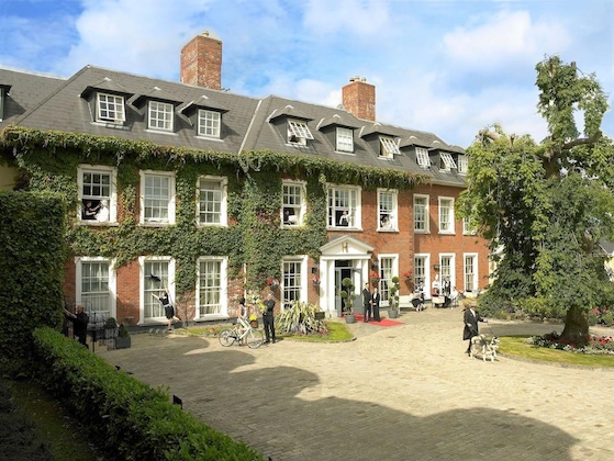 Gallery - Hayfield Manor Hotel