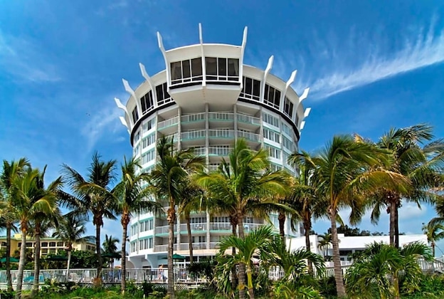 Gallery - Bellwether Beach Resort