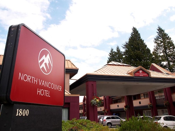 Gallery - North Vancouver Hotel