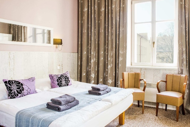 Gallery - Royal Court Hotel