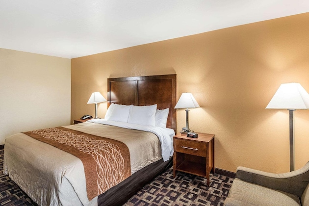 Gallery - Comfort Inn & Suites North Aurora - Naperville
