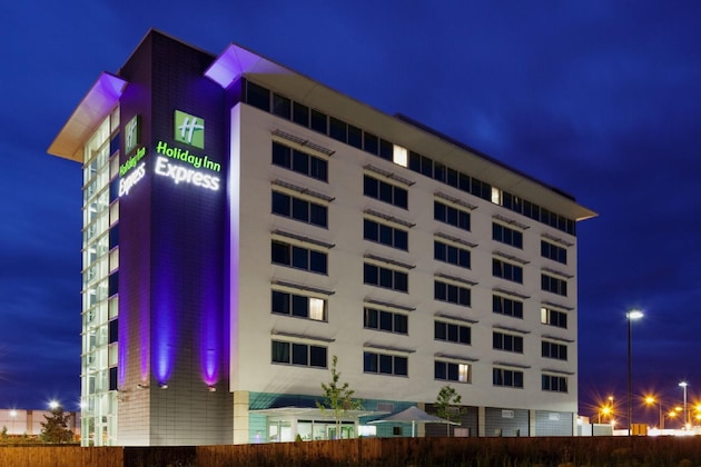 Gallery - Holiday Inn Express Lincoln City Centre By Ihg