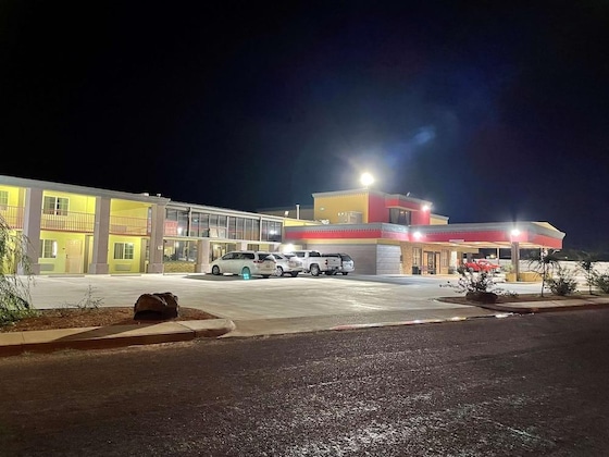 Gallery - Surestay Plus Hotel By Best Western Odessa