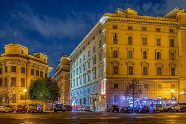 Gallery - Hotel Canada, Bw Premier Collection