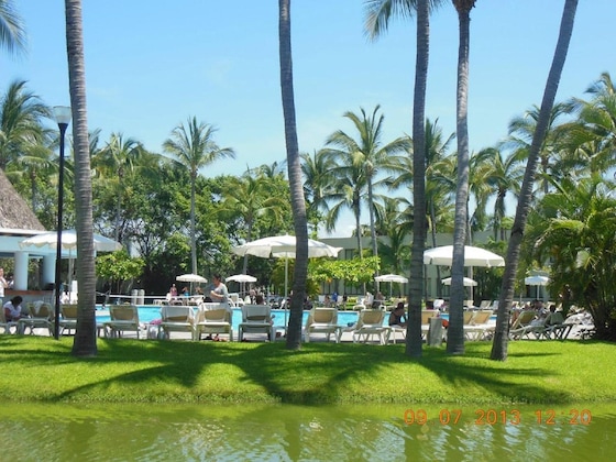 Gallery - Ocean Breeze Acapulco