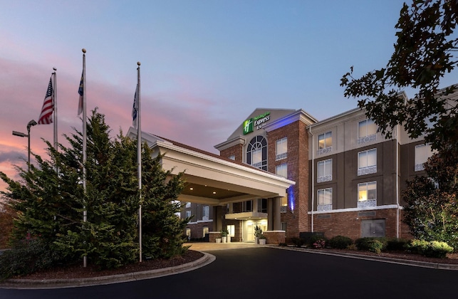 Gallery - Holiday Inn Express Hotel & Suites Greensboro Airport Area By Ihg