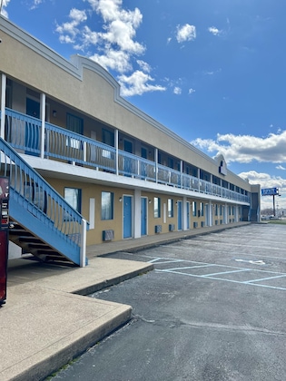 Gallery - Days Inn By Wyndham Fort Wayne