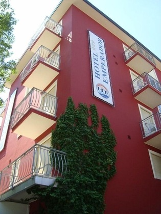 Gallery - Hotel Emperador