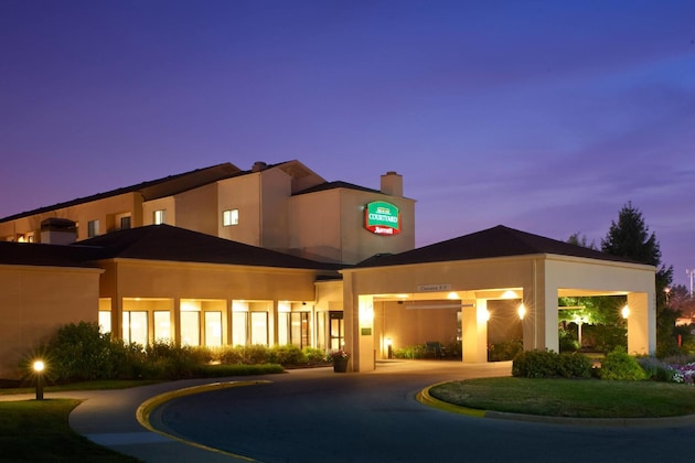 Gallery - Courtyard By Marriott Indianapolis Airport
