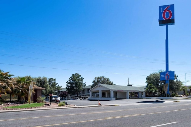 Gallery - Motel 6 Kingman West