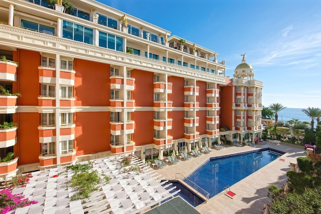 Gallery - Antique Roman Palace Museum +16 Adult Only Hotel