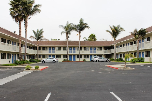 Gallery - Motel 6 Pismo Beach