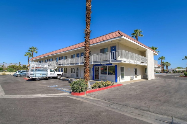 Gallery - Motel 6 Palm Springs - Rancho Mirage