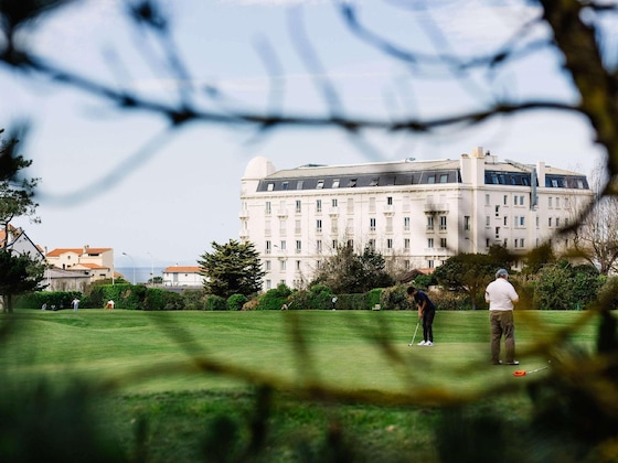 Gallery - Regina Experimental Biarritz