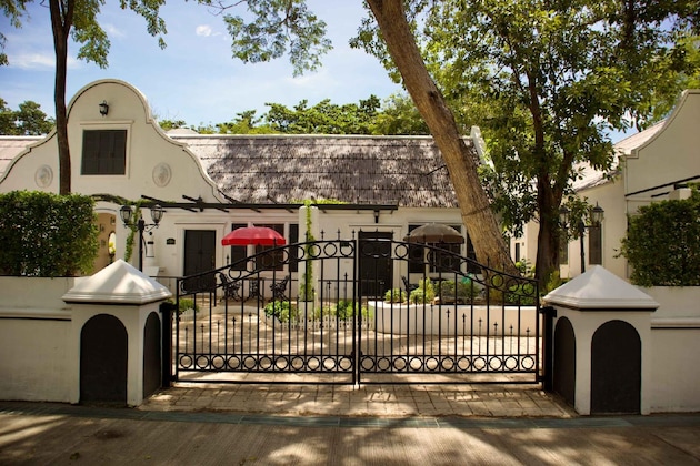 Gallery - Milky Bay Resort
