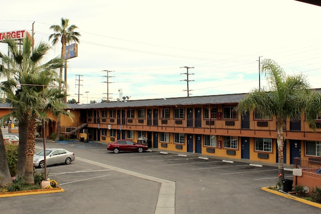 Gallery - Orange Show Inn San Bernardino