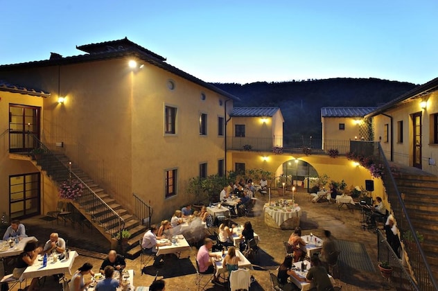 Gallery - Hotel Casolare Le Terre Rosse