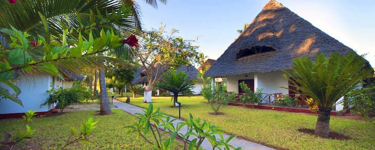 Gallery - Uroa Bay Beach Resort