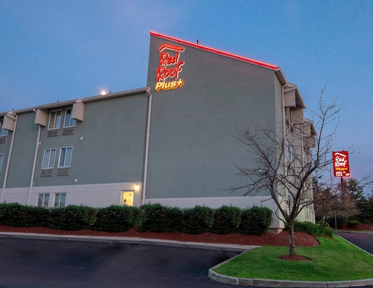 Gallery - Red Roof Inn Plus+ Boston - Logan
