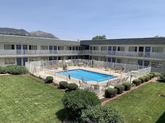 Gallery - Motel 6 Flagstaff-Butler Avenue