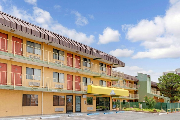 Gallery - Days Inn By Wyndham El Paso Airport East