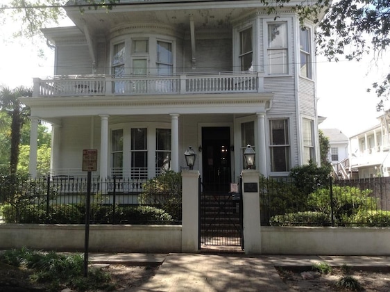 Gallery - The Queen Anne