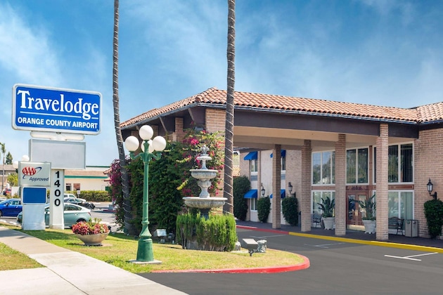 Gallery - Travelodge By Wyndham Orange County Airport  Costa Mesa