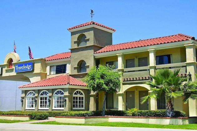 Gallery - Travelodge By Wyndham Costa Mesa Newport Beach Hacienda