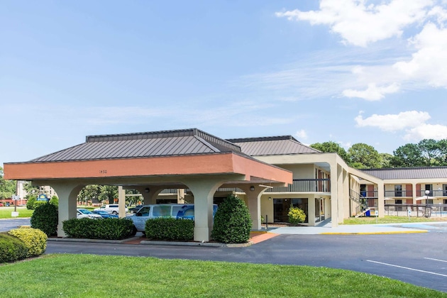 Gallery - Days Inn By Wyndham Norfolk Airport