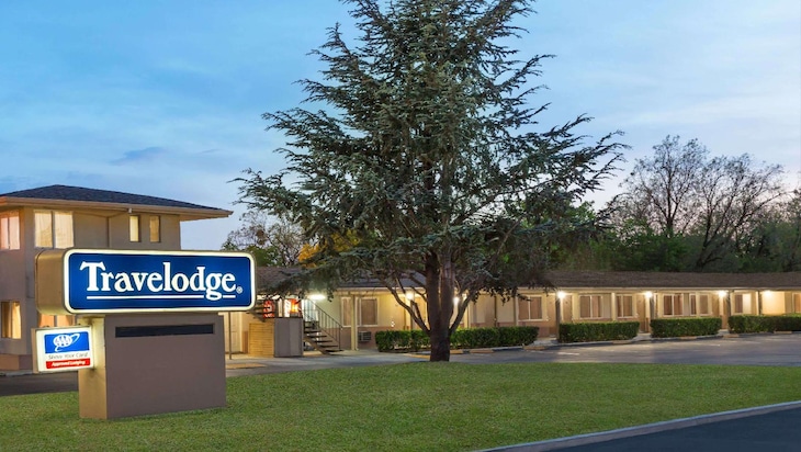 Gallery - Travelodge By Wyndham Santa Rosa Wine Country