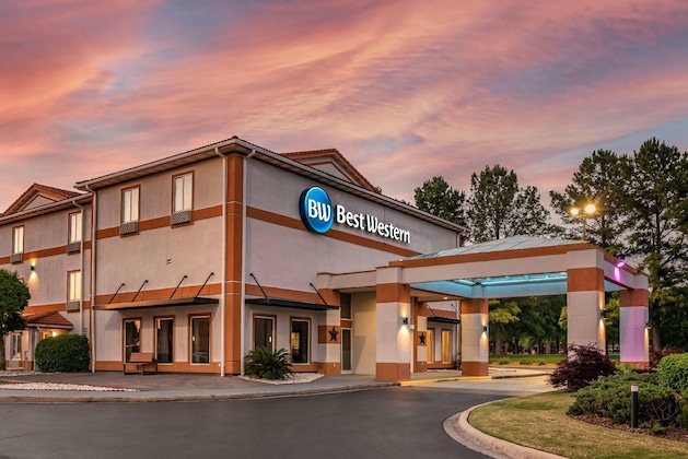 Gallery - Best Western Carlton Suites