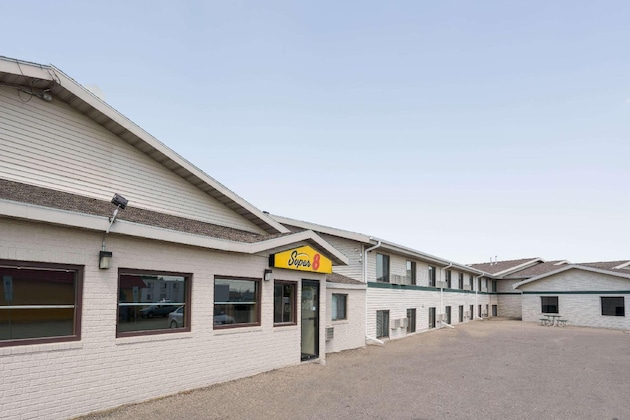 Gallery - Super 8 By Wyndham Fargo I-29 West Acres Mall