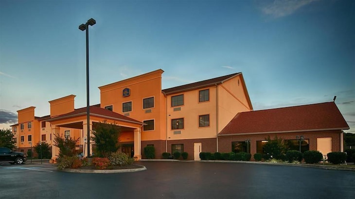 Gallery - Best Western Plus Strawberry Inn & Suites