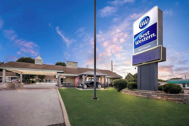 Gallery - Best Western Route 66 Rail Haven