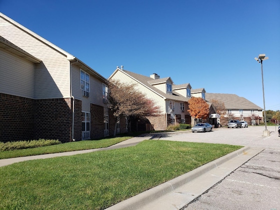 Gallery - Candlewood Suites Wichita Northwest By Ihg