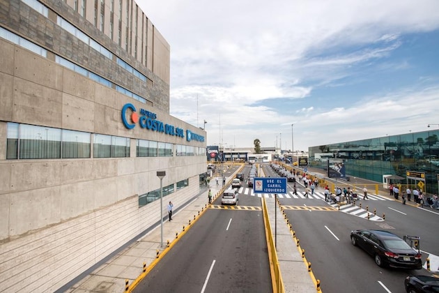 Gallery - Wyndham Costa del Sol Lima Airport