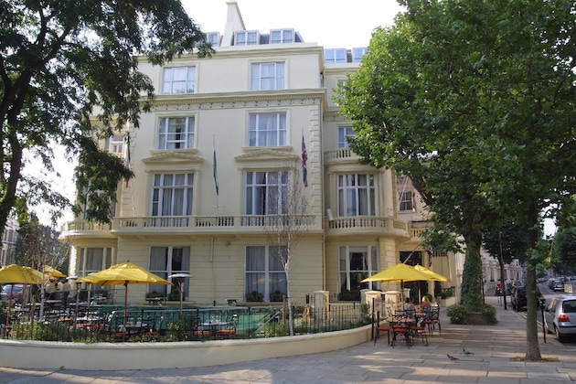 Gallery - The Colonnade Hotel