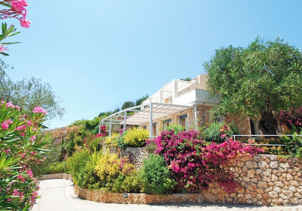 Gallery - Corfu Luxury Villas