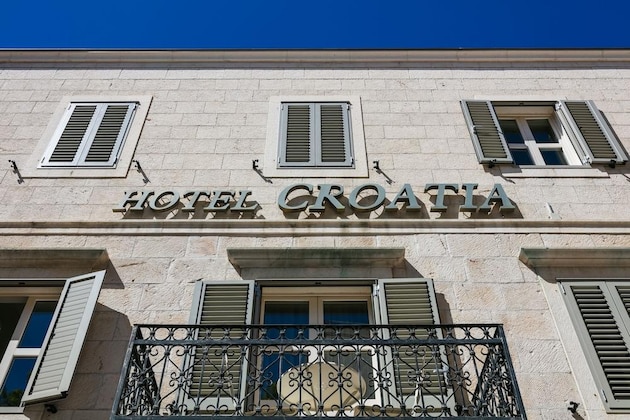 Gallery - Hotel Croatia