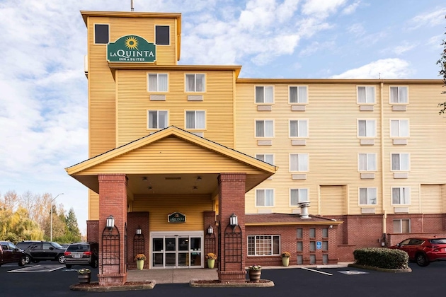 Gallery - La Quinta Inn & Suites By Wyndham Portland Airport